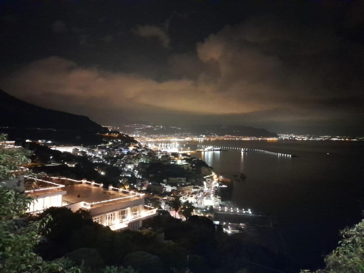 Panoramic Amalfitan Coast Hideaway Villa Vietri sul Mare Exterior photo